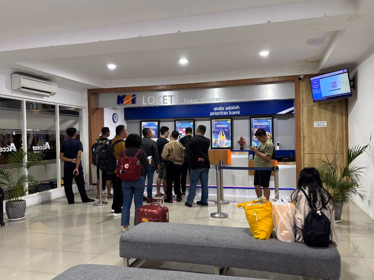 Jebakan PayLater Saat Pesan Tiket Kereta: Jangan Sampai Cicilan Menggantung