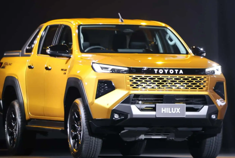 Toyota Hilux: Mesin Diesel 2.8L 500 Nm, Tipe G vs V