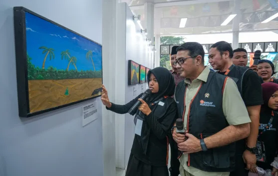 Seni Lukis sebagai Terapi: Anak Bangkit, Ekonomi Kreatif Ikut Pulih