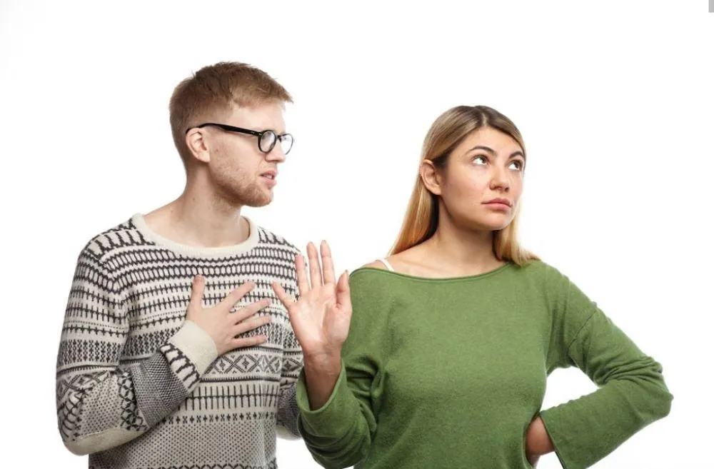 Silent Treatment dan Dendam Tersembunyi dalam Kekerasan Emosional