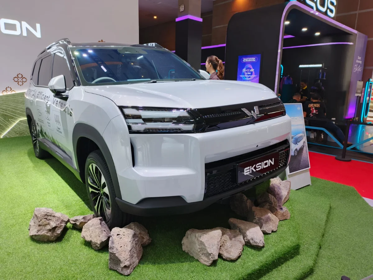 Wuling Eksion EV vs PHEV: Mana Paling Hemat dan Praktis?