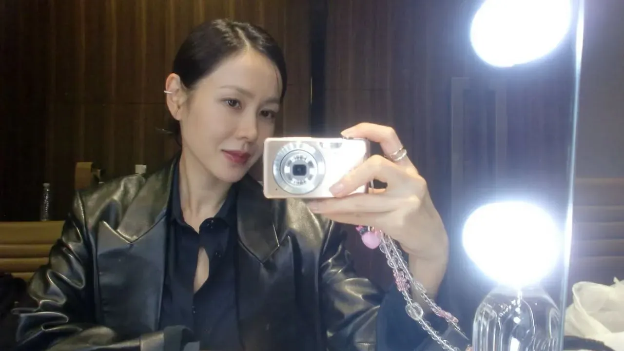Son Ye Jin Menyesal Pamer Ketampanan Anak di TV