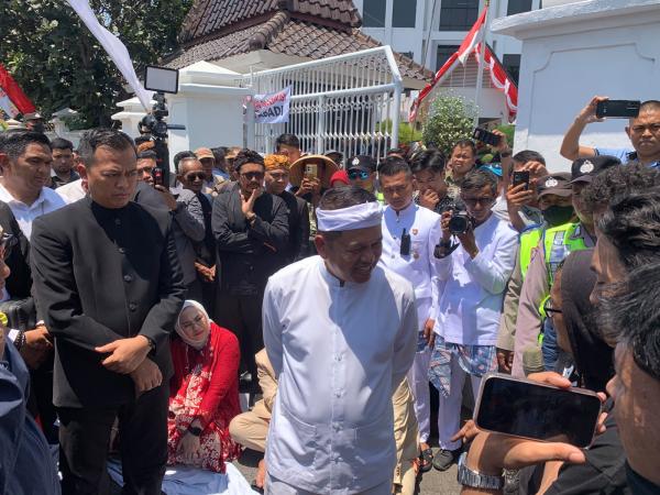 Siapa Bertanggung Jawab atas Kerusakan Jalan Industri?