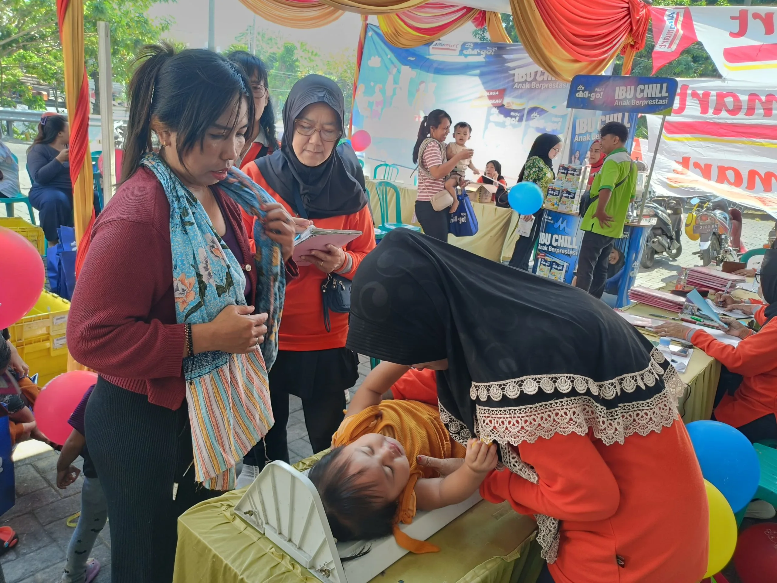 Posyandu Gratis di Minimarket: Strategi Baru Layanan Kesehatan Keluarga