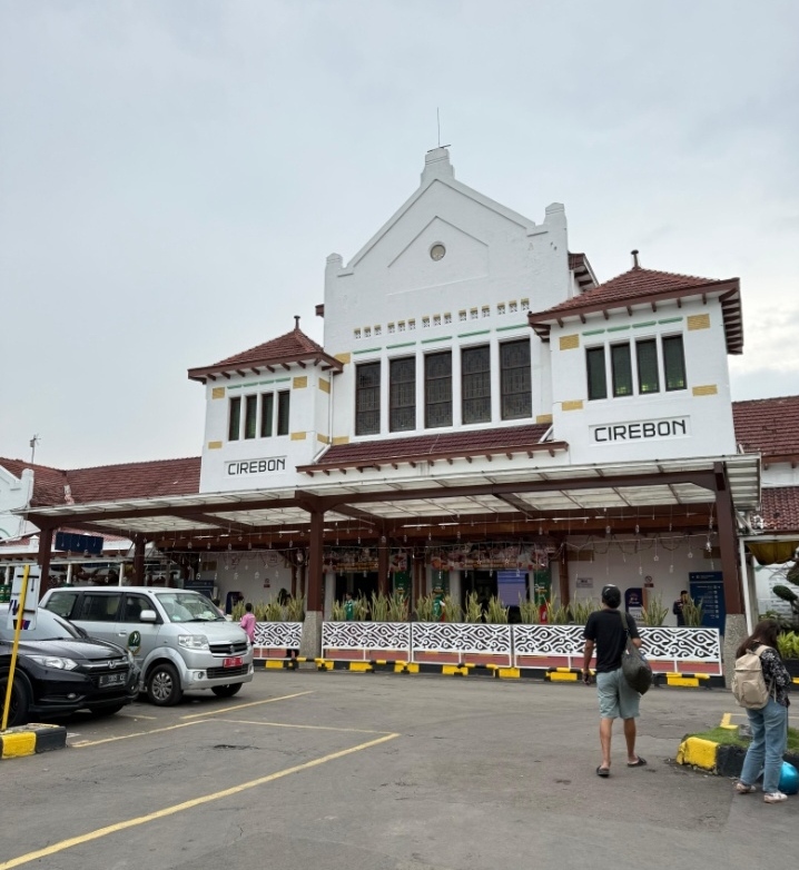 Museum Kereta Api dan Stasiun Bersejarah di Tengah Transportasi Modern