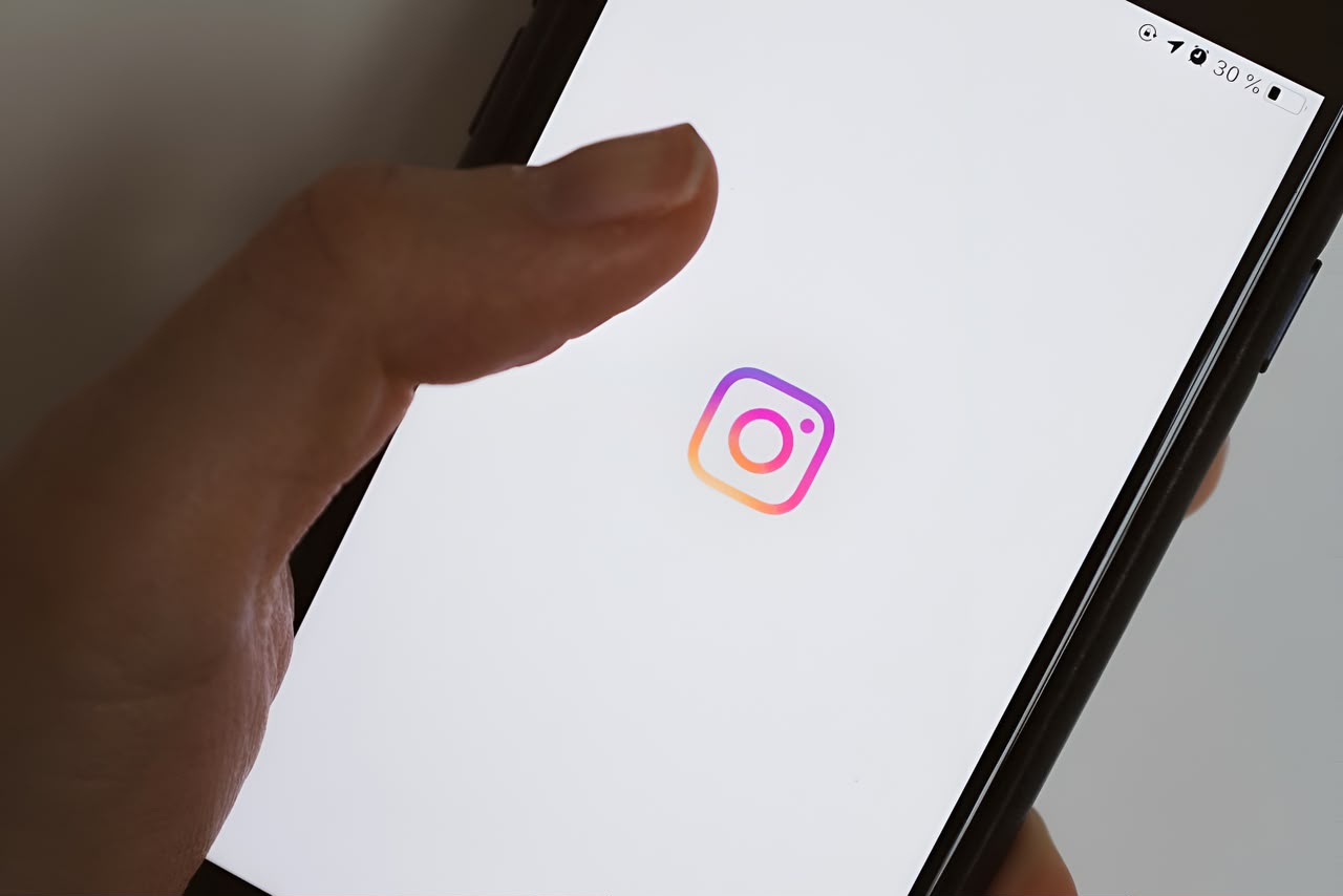 Mengapa Instagram Tetap Mengandalkan Algoritma, Bukan Feed Kronologis