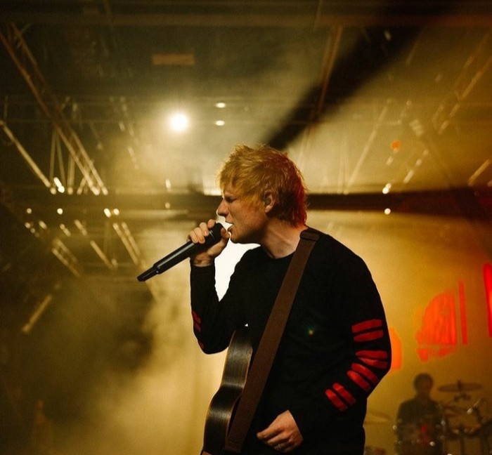 Empat Musisi Cabut dari Loop Tour Ed Sheeran: Solidaritas yang Mengguncang Industri