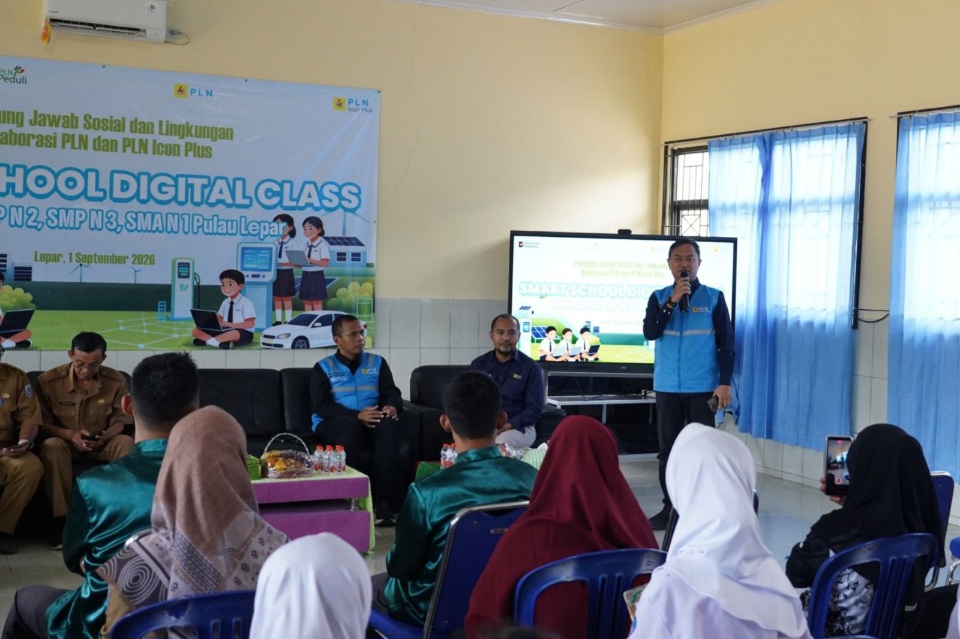 Laptop untuk Empat Sekolah di Pulau Lepar dan Taruhannya bagi ANBK