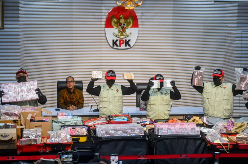 Jejak Suap Rp106,3 Miliar: Jaringan Korupsi HGB yang Menjerat Pejabat dan Elite Politik