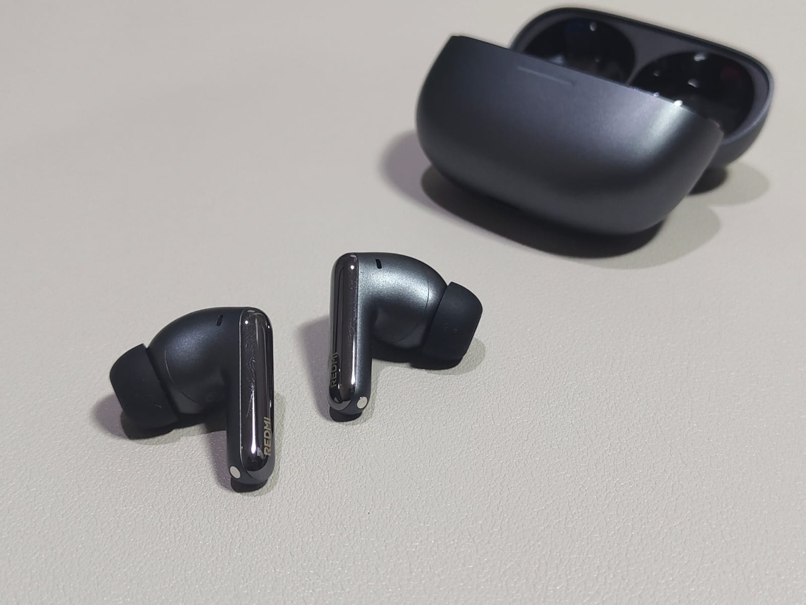 Nothing Ear (3a) vs Redmi Buds 8 Pro: Mana Budget Earbuds ANC Terbaik?