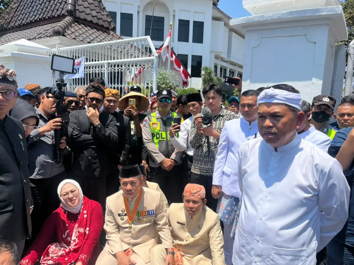 Siapa Bertanggung Jawab atas Kerusakan Jalan Industri?