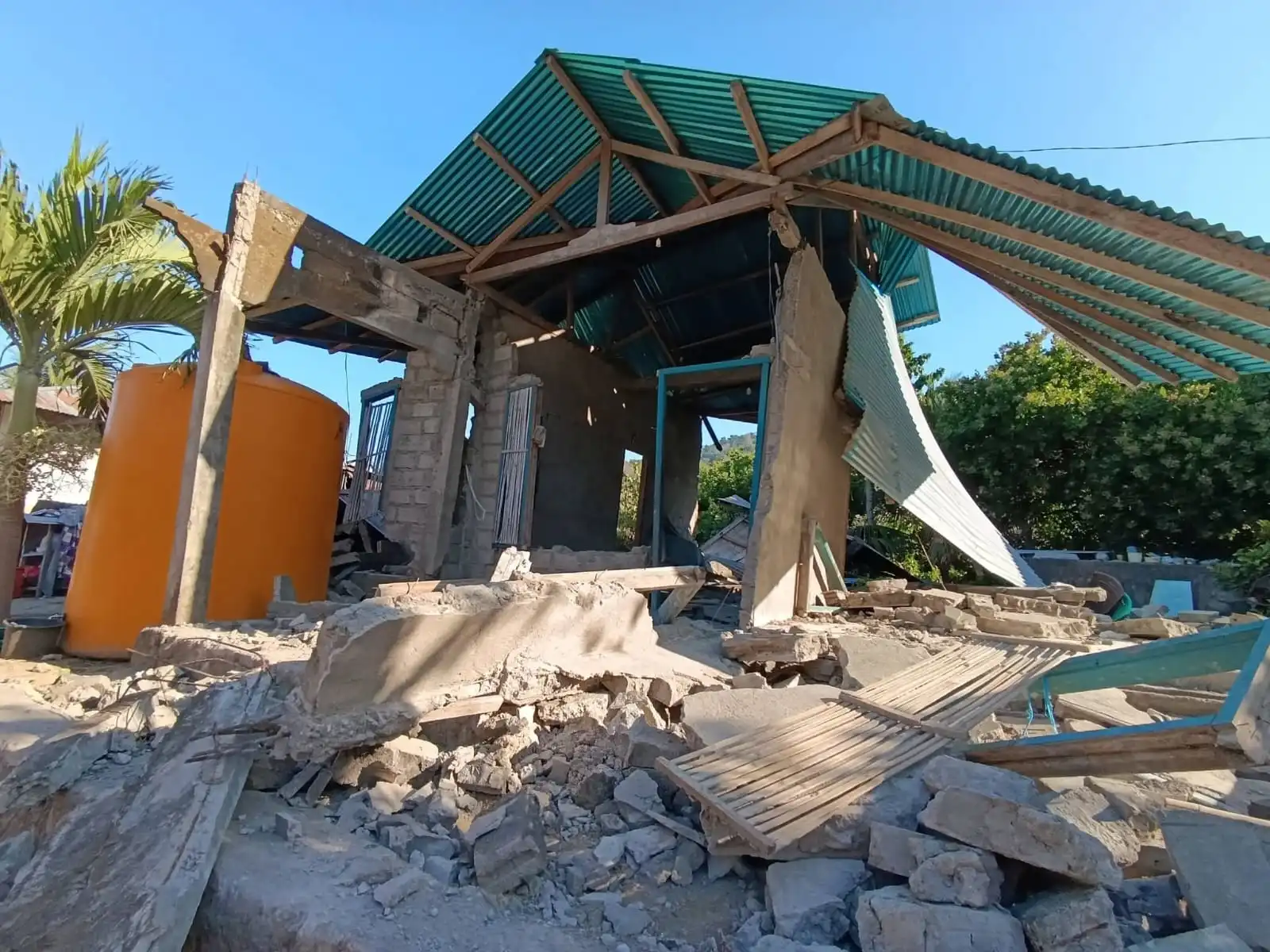 Koordinasi Lintas Lembaga dalam Bantuan Gempa NTT