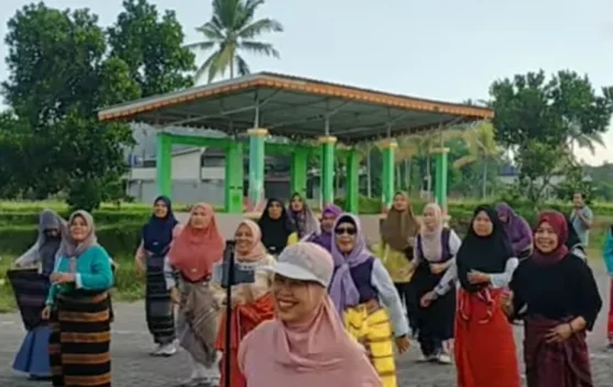 Senam Geriatri Komunitas di Puskesmas: Investasi Sehat untuk Lansia