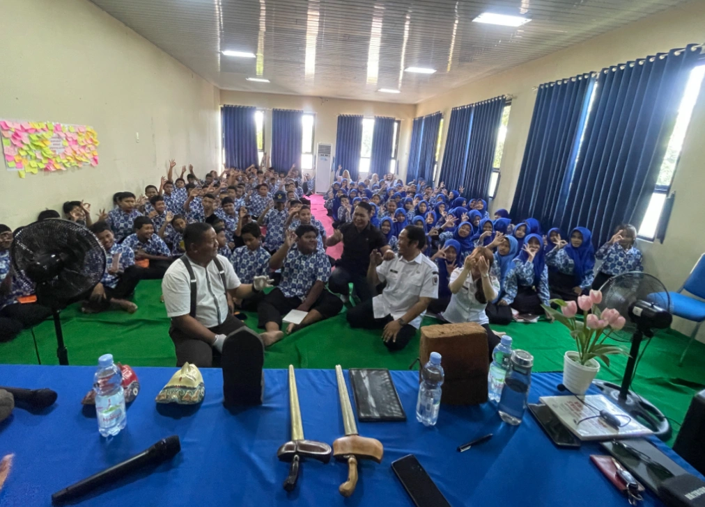 Museum Keliling ke Sekolah: Saat Artefak Asli Menghidupkan Pelajaran Sejarah