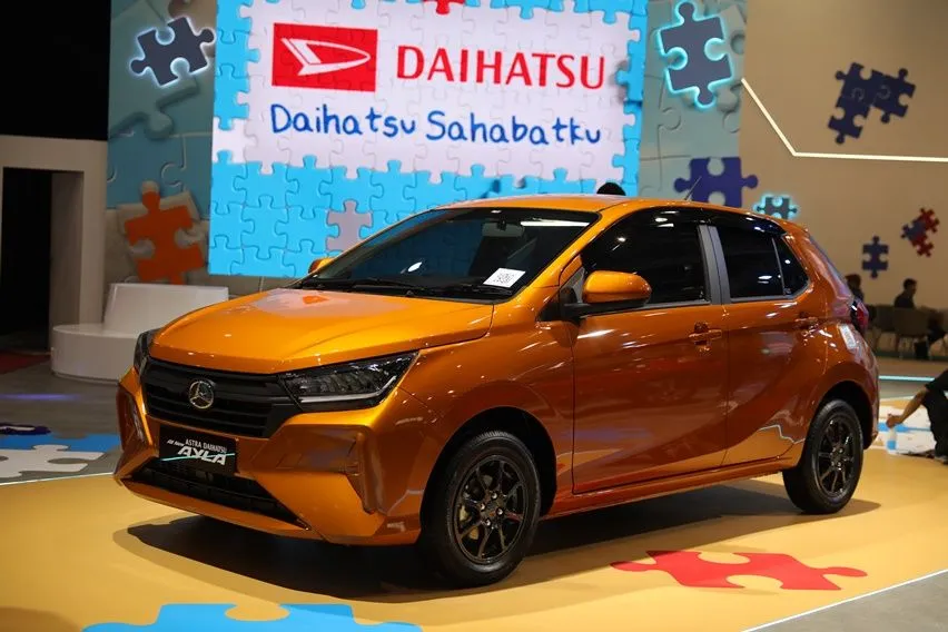 Daihatsu Ayla 1.0 vs 1.2: Mana Paling Irit dan Pas untuk Harian?