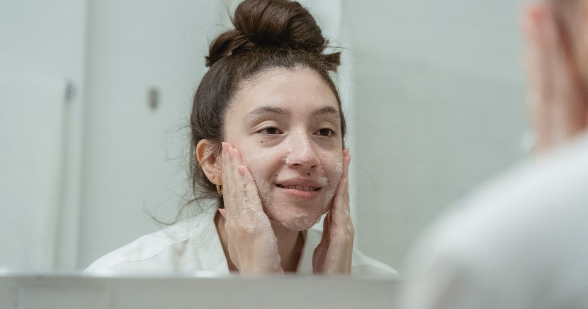 Panduan Lengkap Memilih Facial Cleanser Sesuai Jenis Kulit
