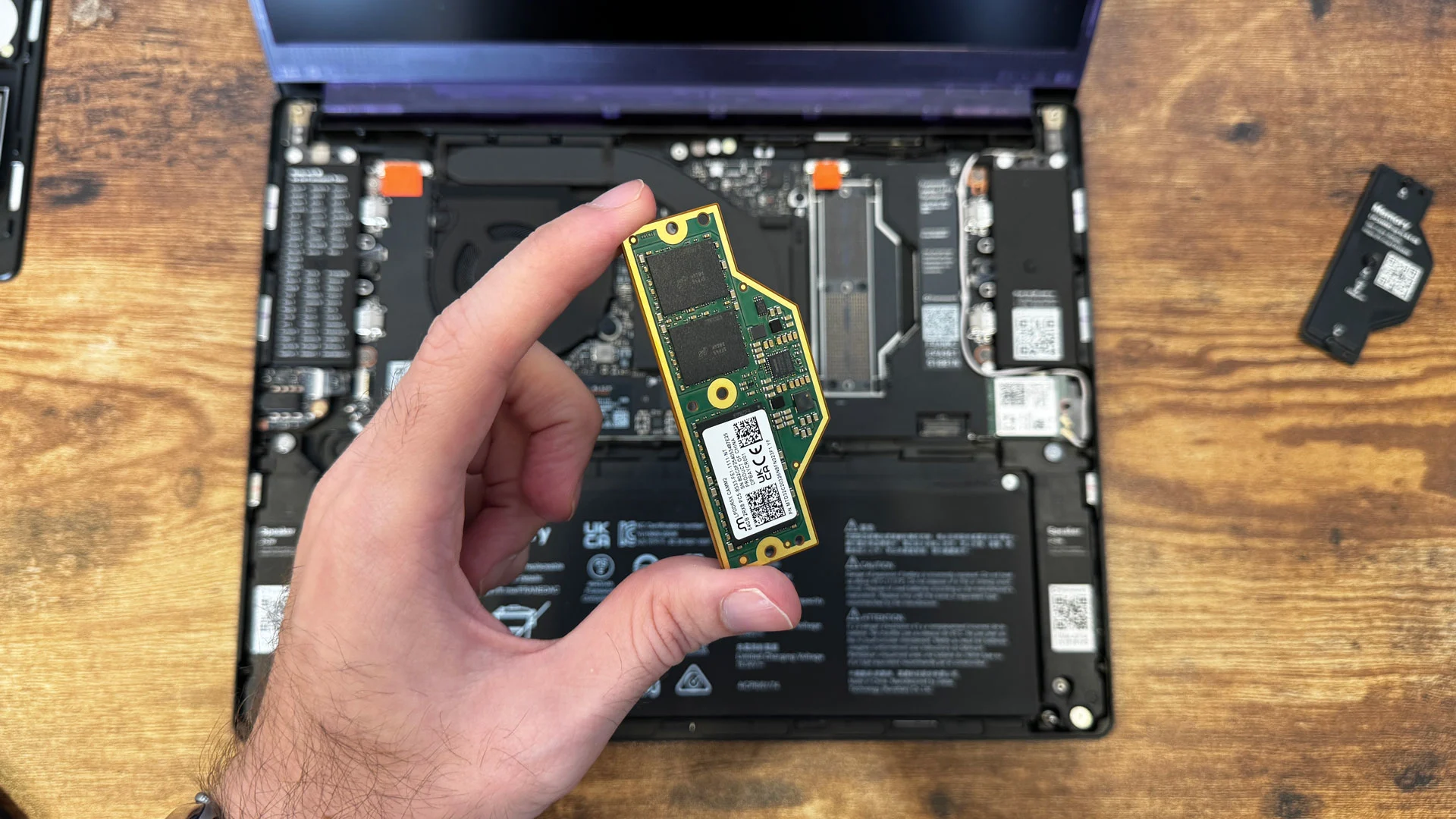 Kelangkaan Chip Memori Ancam Harga Smartphone