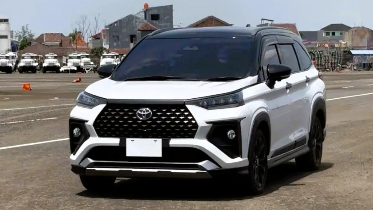 Penjualan Toyota Hybrid Naik 86 Persen: Strategi Menghadapi Serbuan Merek China