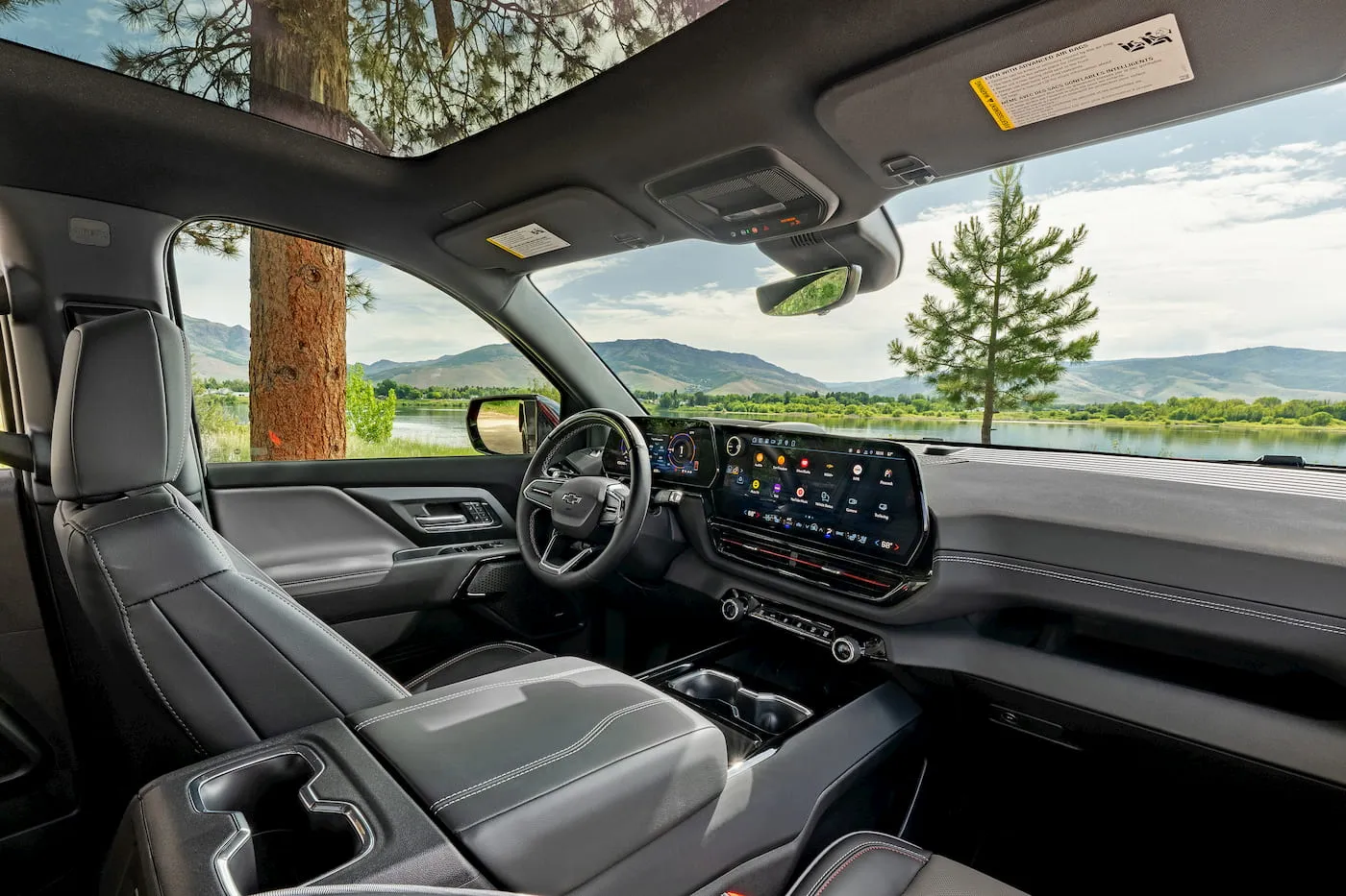 Pikap Listrik Full-Size: Chevy Silverado EV vs Tesla Cybertruck