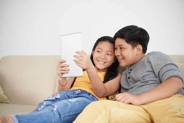 22 Platform Risiko Tinggi untuk Anak dan Cara Orang Tua Mengawalnya