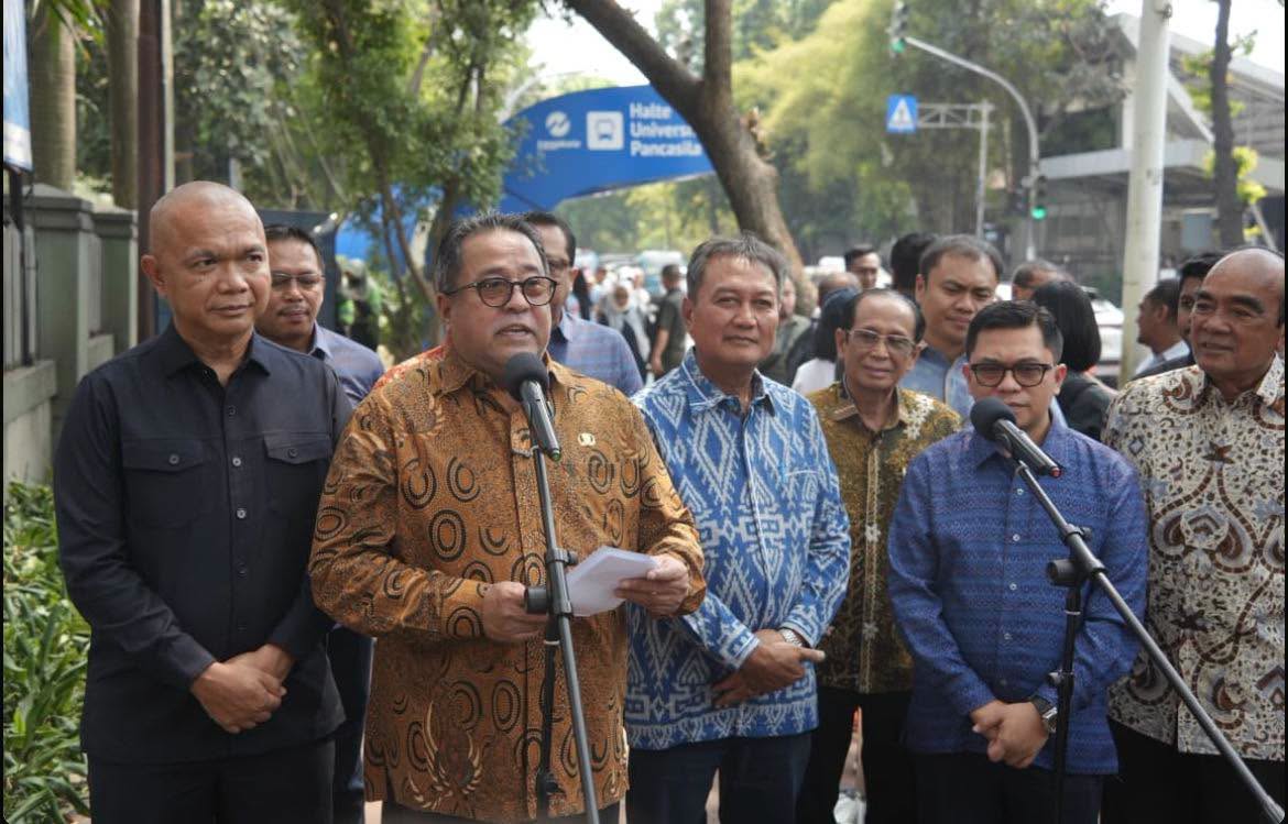 Wakil Gubernur Dorong Transportasi Publik Jakarta Lebih Inklusif dan Terintegrasi