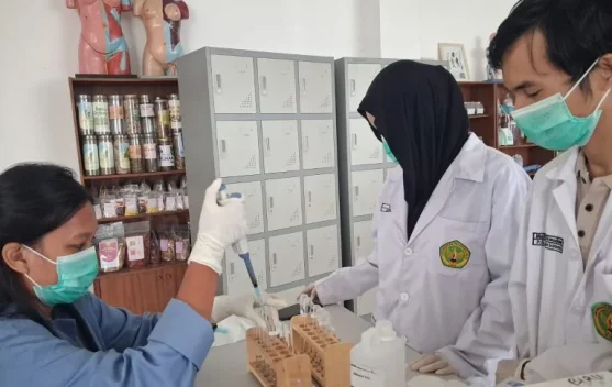 Dari Laboratorium Kampus ke Pasar: Skincare Antimikroba Alami Karya Mahasiswa