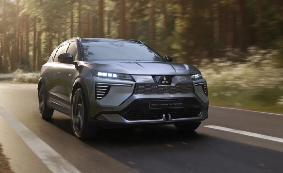 Mitsubishi Eclipse Cross EV Turun Harga: Sinyal Serangan Serius di Segmen Listrik