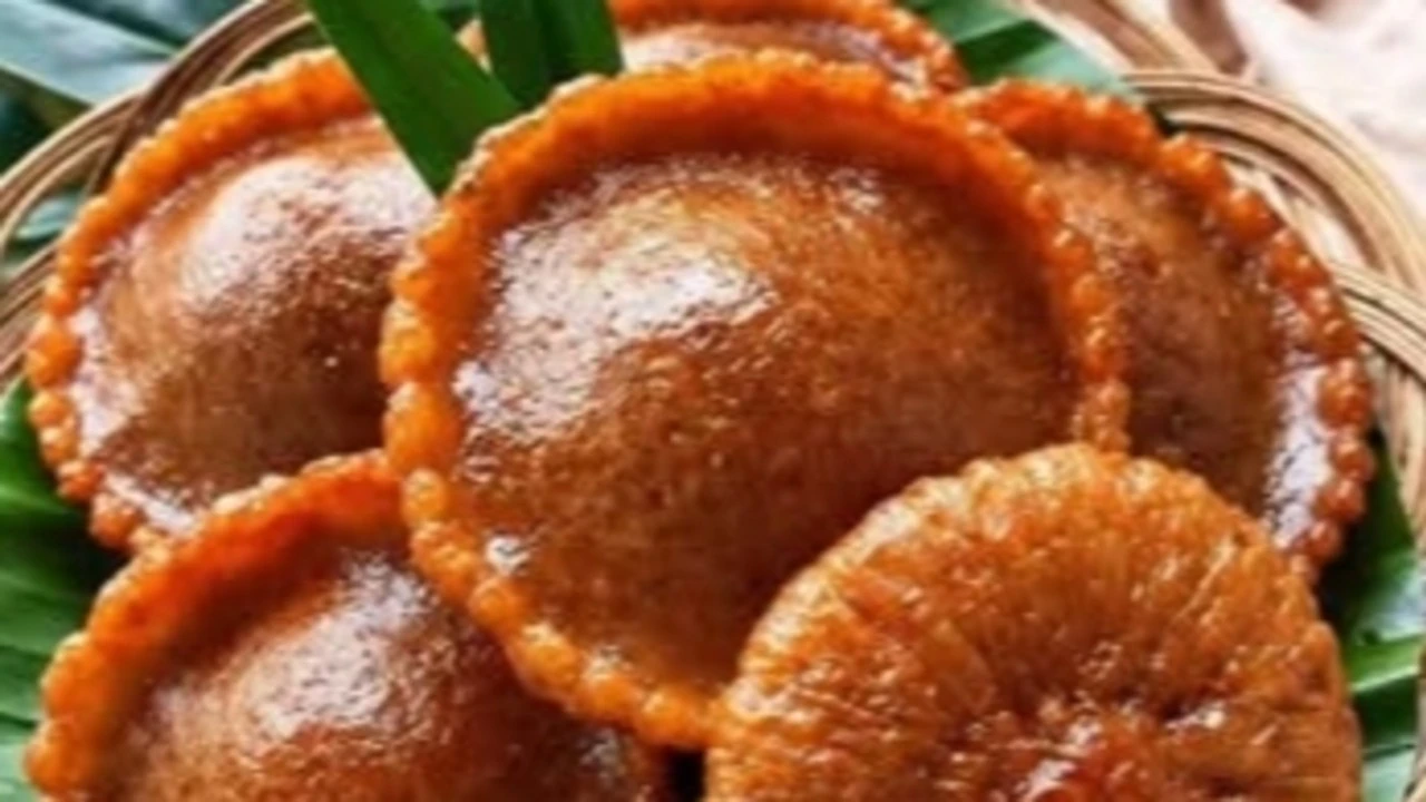 10 Kue Pisang Khas Makassar yang Wajib Dicoba