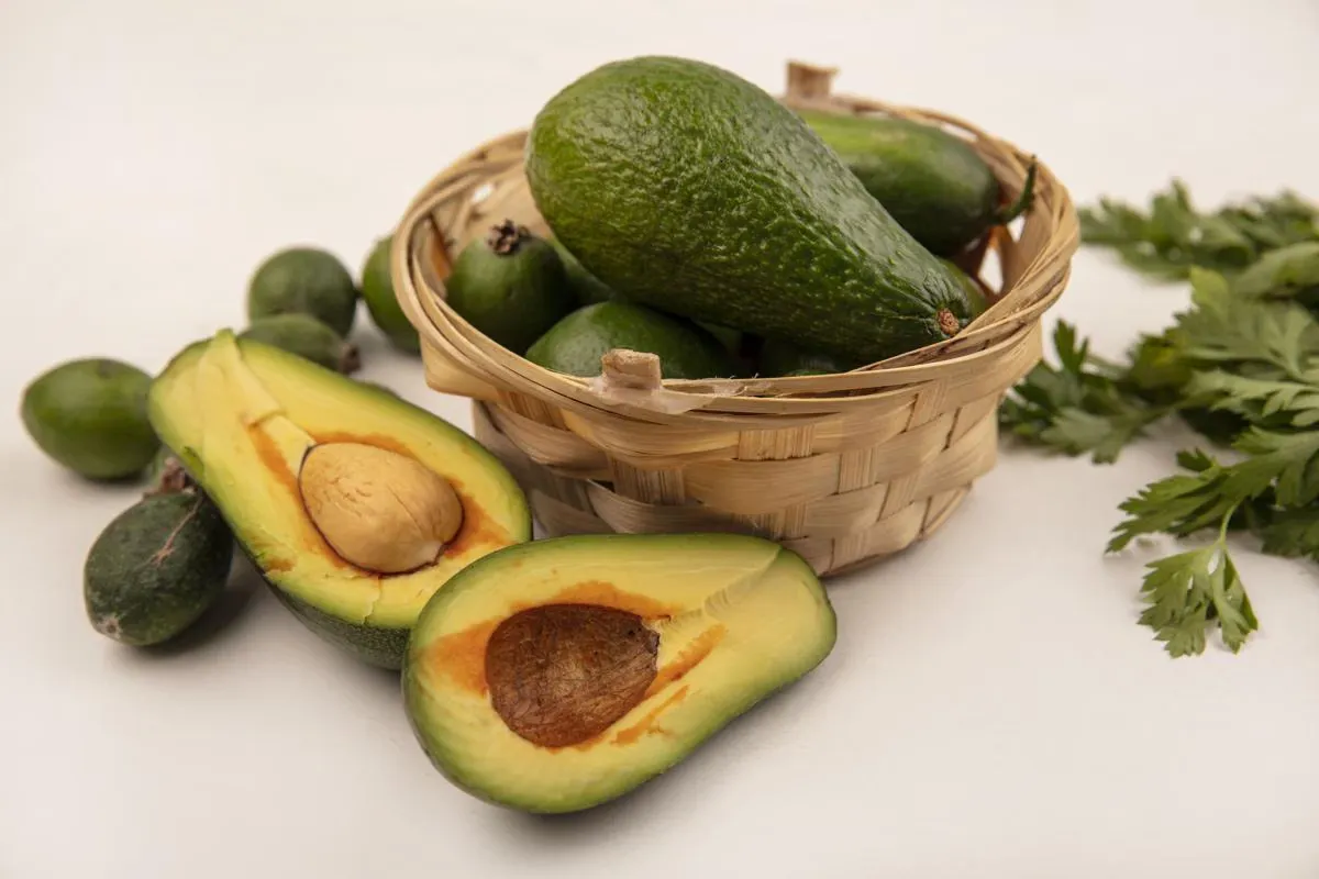 7 Buah Berprotein Tinggi untuk Nutrisi Kehamilan Lengkap
