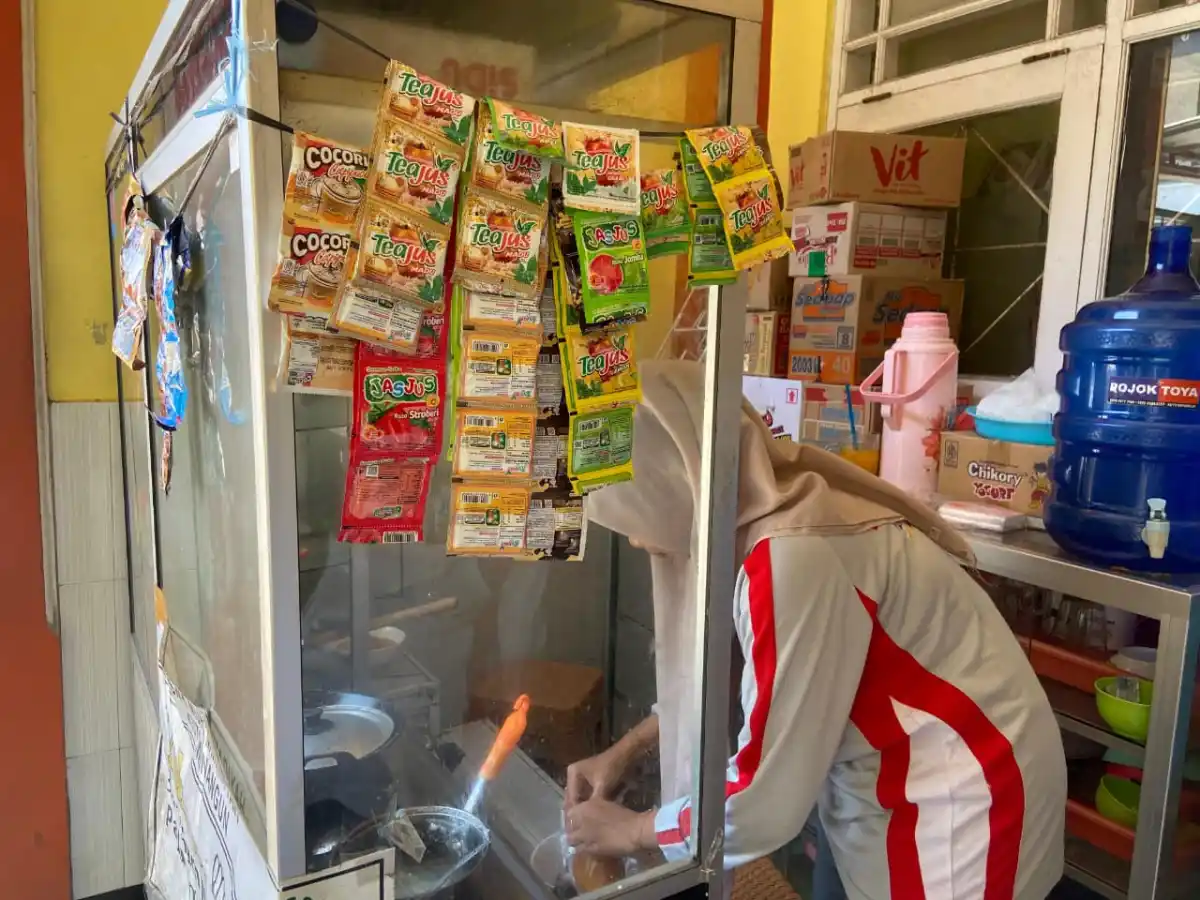 Kantin, Bank Mini, dan Perpustakaan: Ruang Belajar Alternatif di Sekolah Vokasi