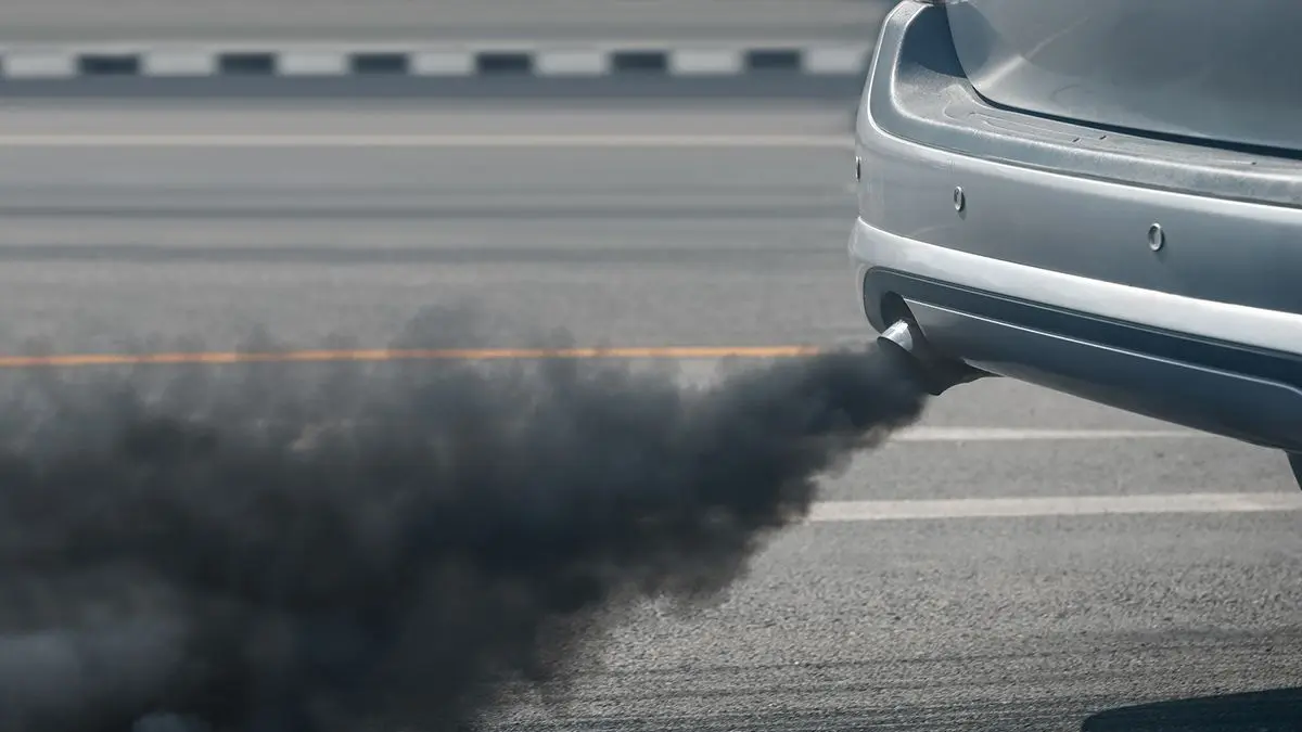 Asap dan Bau Knalpot Mobil: Cara Cepat Diagnosis Masalah Mesin