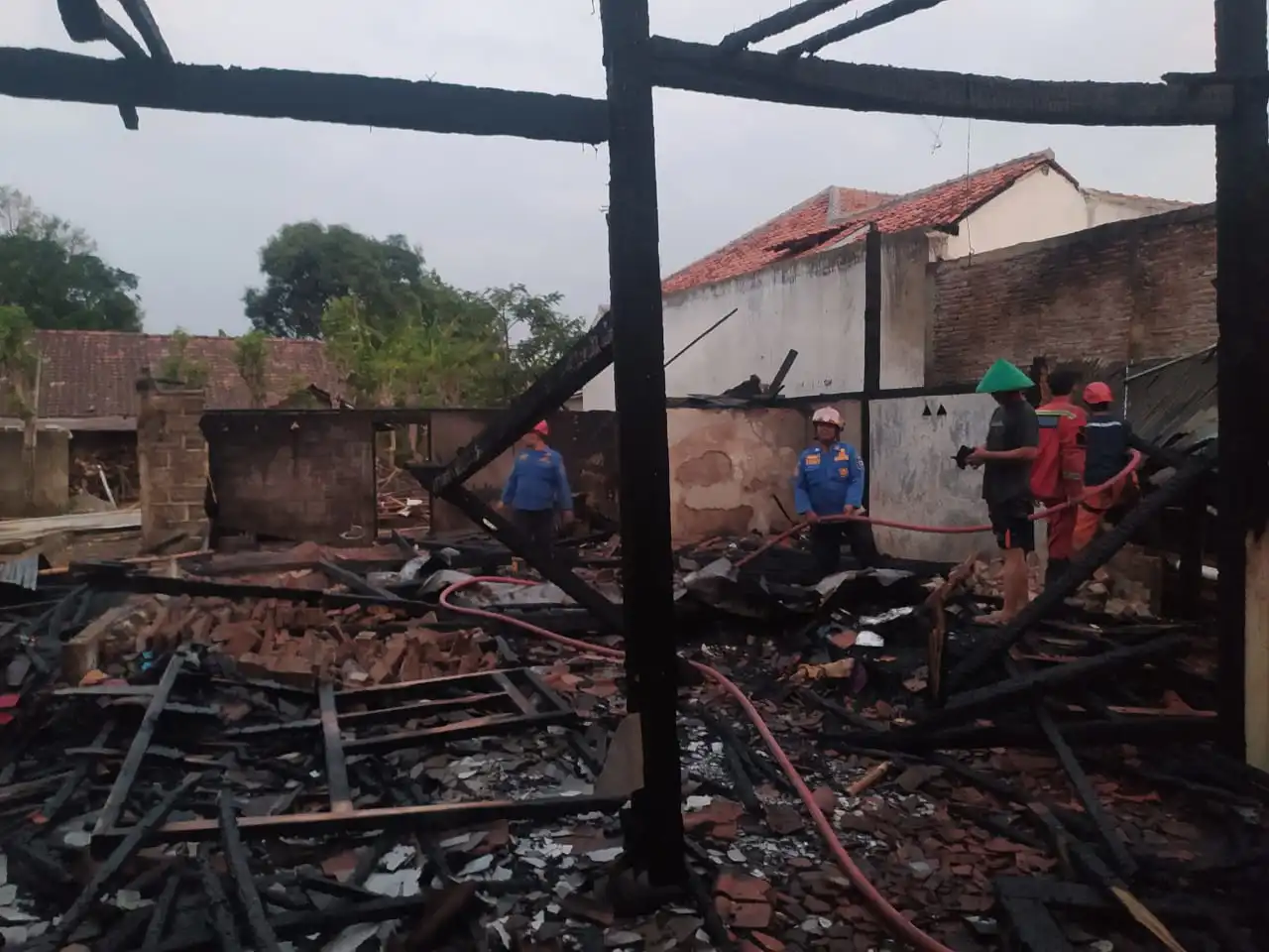 Lupa Matikan Kompor hingga Bara Sampah: Mengurai Risiko Api di Dapur