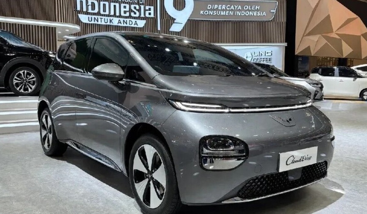 Wuling Cloud EV SE: Mobil Listrik 360 km Mulai Rp299 Juta