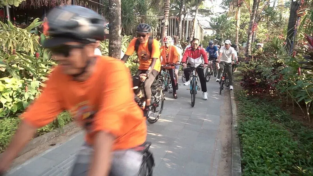 Ratusan Pesepeda Taklukkan Perbukitan: Gowes Komunitas dan Kesehatan Jantung
