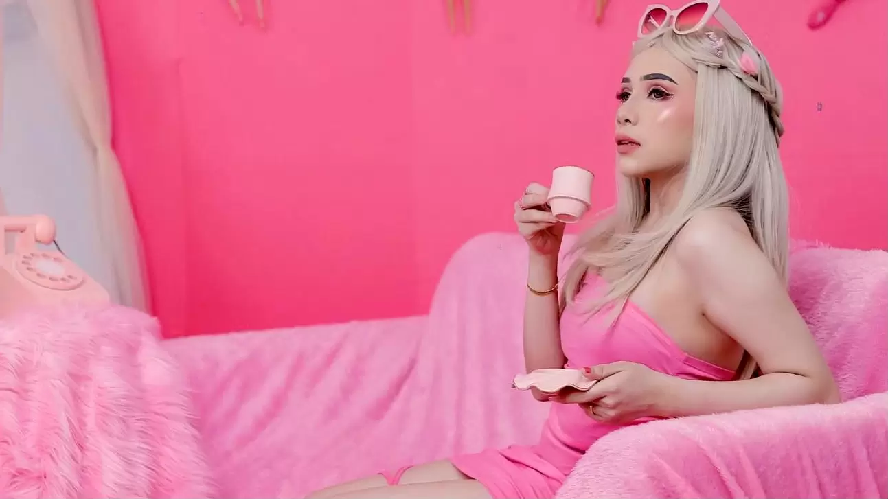 Dari Video Iseng ke Brand Deal: Strategi Kreator Makeup Mengubah Hobi Jadi Penghasilan