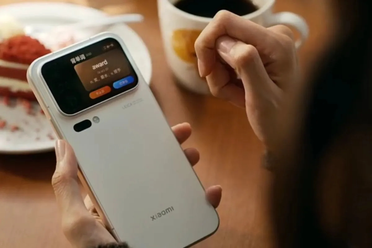 Layar Belakang Xiaomi 18 Pro: Aplikasi AI Kustom di Genggaman