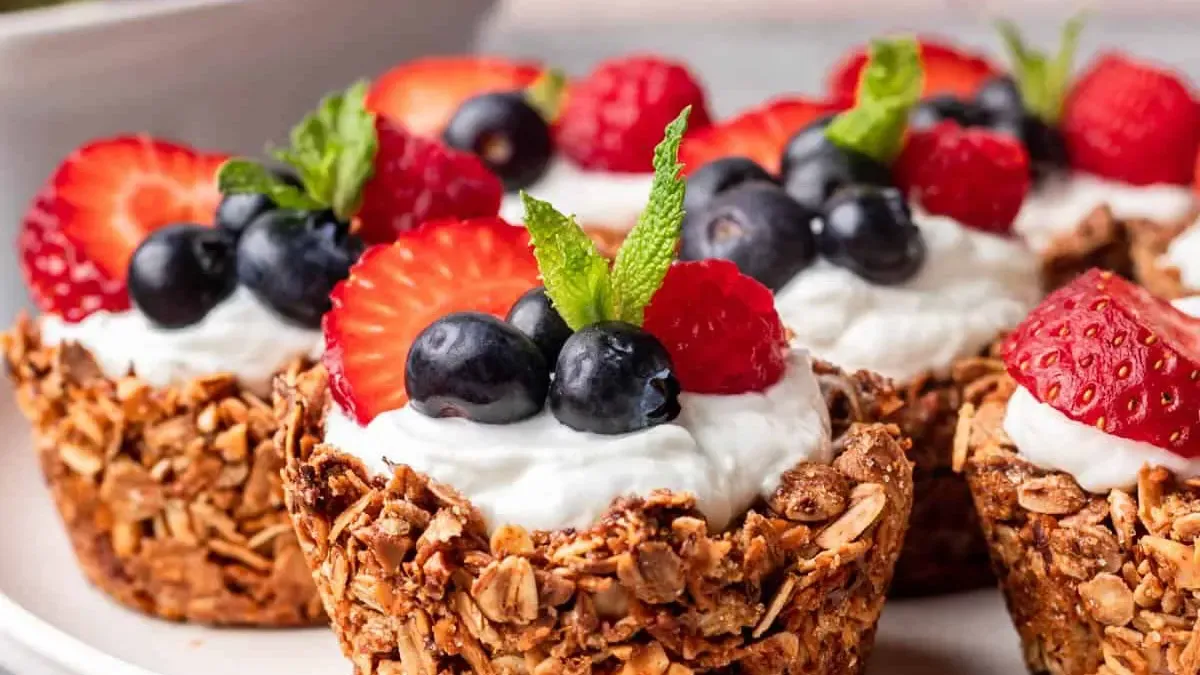 Resep Butterscotch Coffee dan Granola Cup untuk Menu Kafe Rumahan