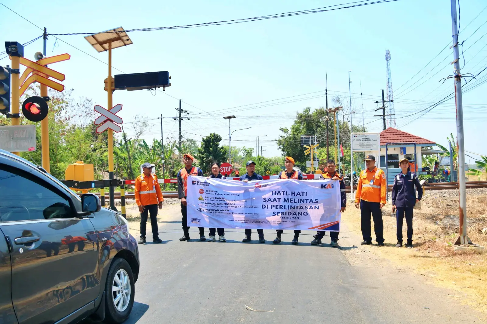 KAI Perkuat Keselamatan Kereta di Perlintasan Sebidang