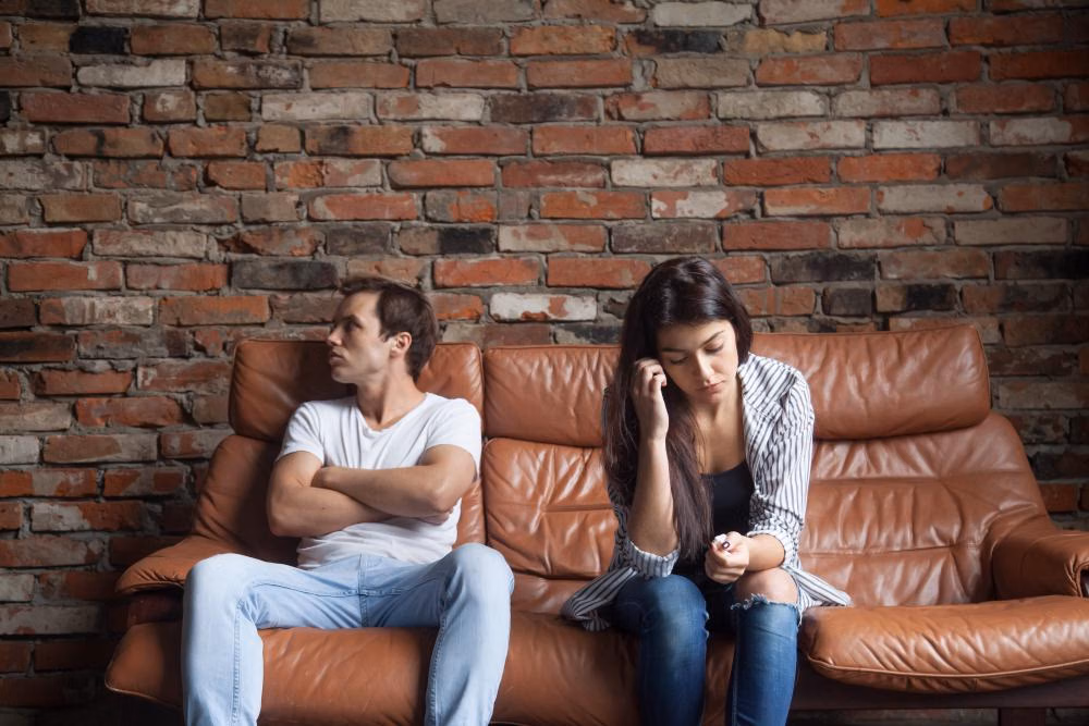 Gaslighting, Love Bombing, dan Emotional Manipulation dalam Hubungan