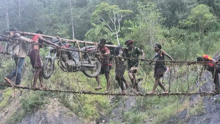 Jalan Trans Paniai-Intan Jaya dan Taruhan Masa Depan Pedalaman Papua