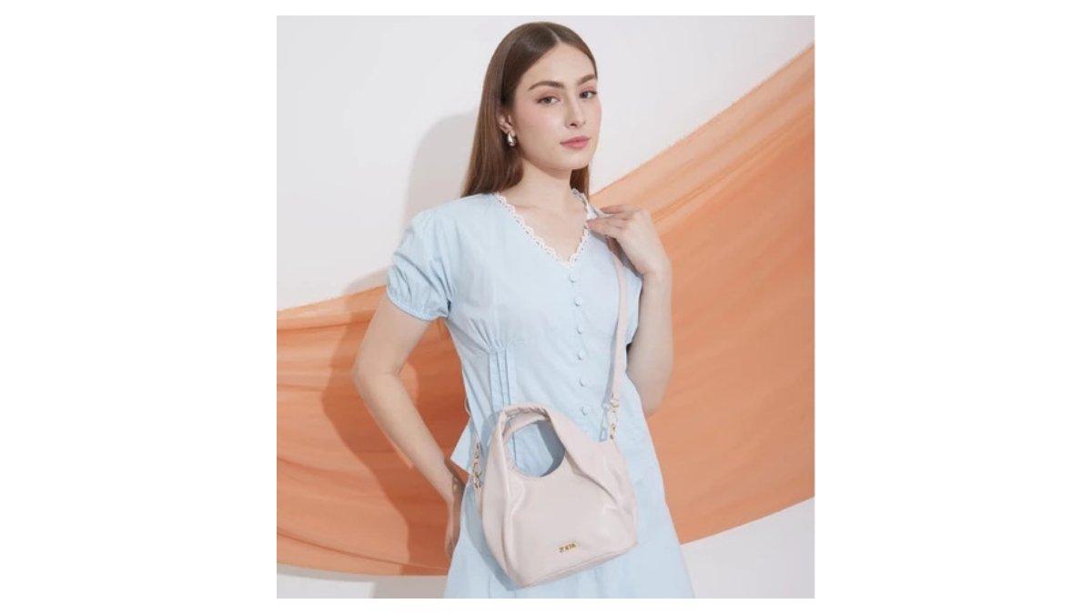 Panduan Lengkap Styling Sling Bag: Dari Casual hingga Formal