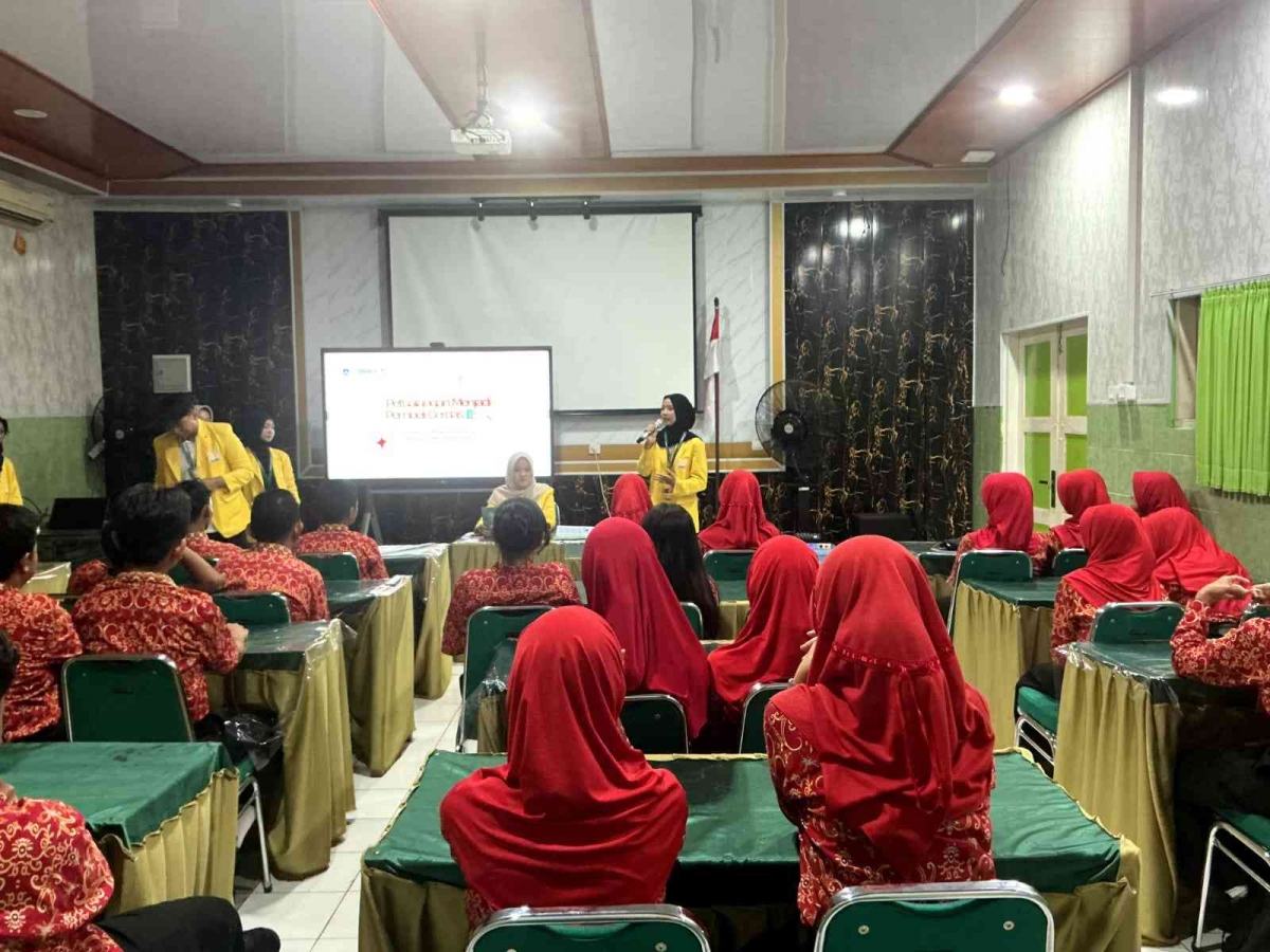 Mahasiswa Farmasi Ajak Remaja Jadi Konsumen Kosmetik Cerdas