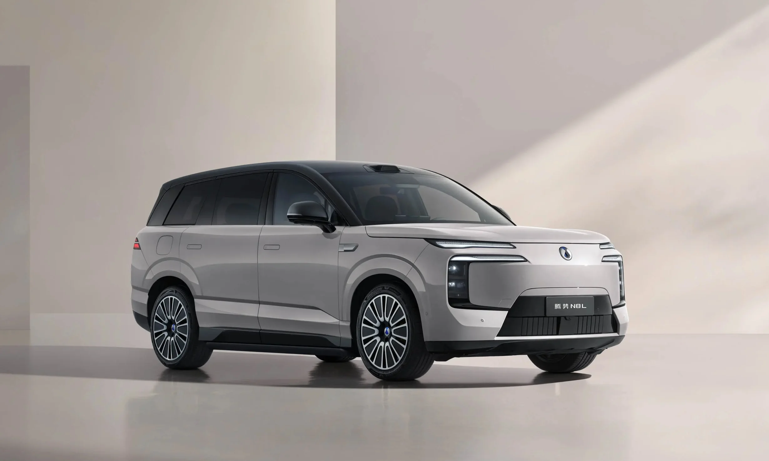 Perbandingan SUV Listrik Denza: N8L, B8, dan Z9S untuk Berbagai Budget