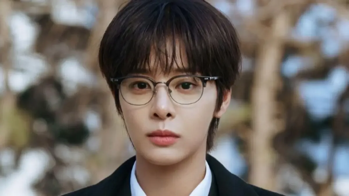 Seol In Ah Tampil Maskulin sebagai Detektif Penyamar di Love in Disguise