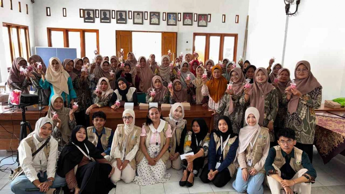 Dari Limbah Dapur Menjadi Lilin Wangi Aromaterapi