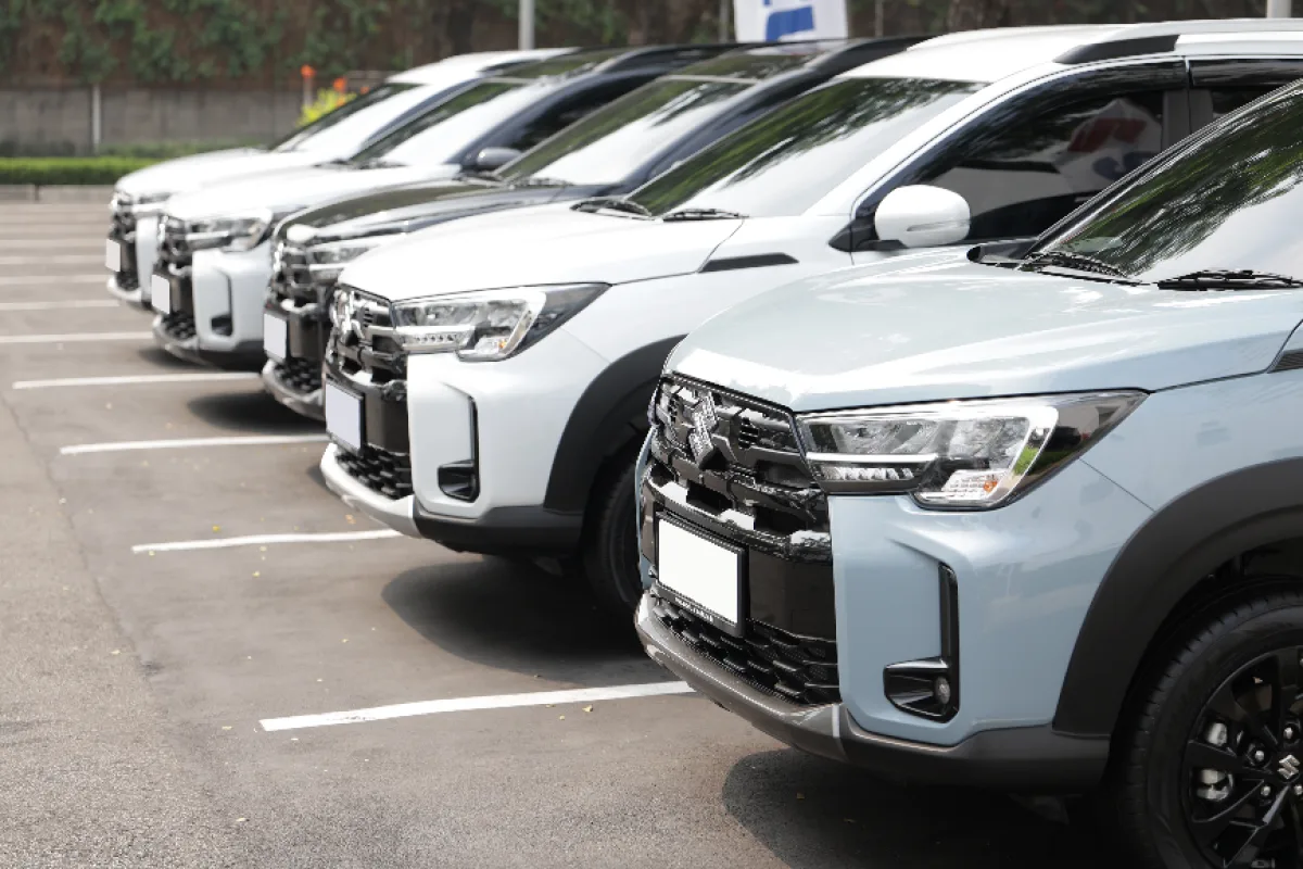 Kuasai Parkir Sempit dengan 360° View Camera dan Parking Sensor Belakang Suzuki XL7