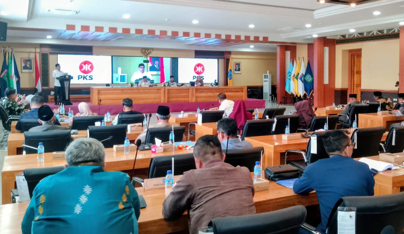 Perubahan APBD NTB: Pendapatan Naik, Risiko Eksekusi Mengintai