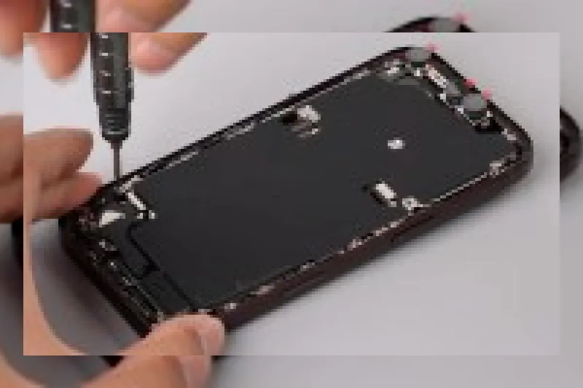 iPhone 18 Pro vs Pro Max: Baterai, Kamera, dan Pilihan Terbaik