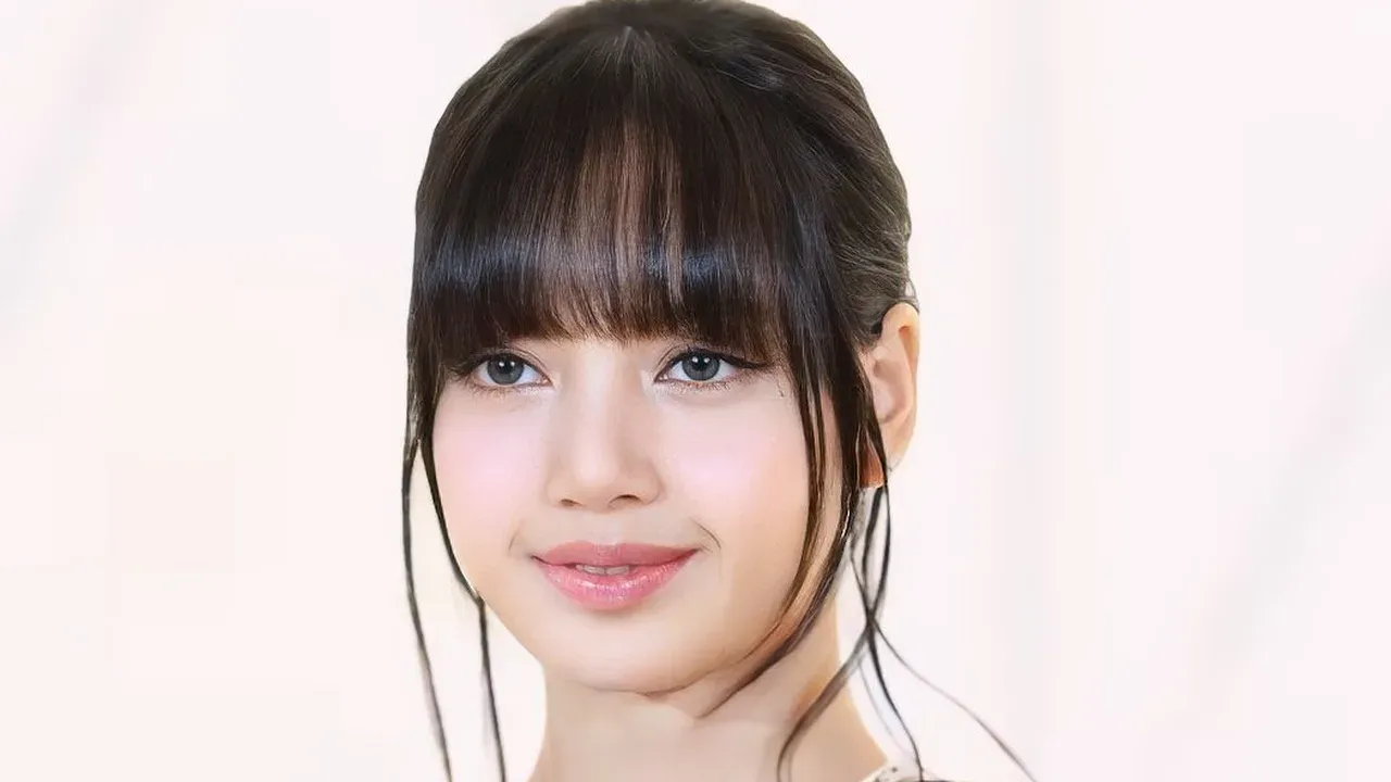 Lisa Menceritakan Perjalanan Hidup Lewat EP Press Play