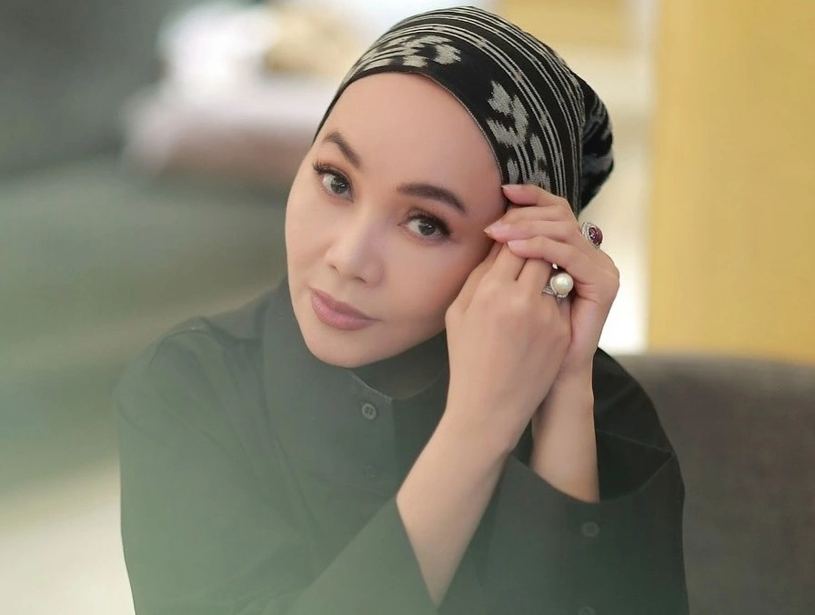 Dari Idola Era 90-an ke Sinden OVJ: Karier Dewi Gita